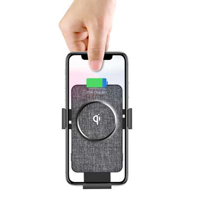 Smart Automatic Horizontal Screen Automatic Clamping A Car-Wireless Charger